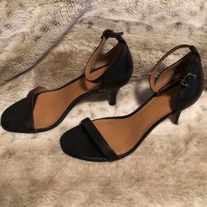 Halogen black high heel